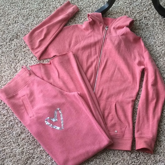 Victoria's Secret Other - 🌷 Victoria’s Secret Fleece Set 🌷